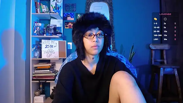 Snapshot of ela_0 chatting on 17, 11, 2025 ela 0 online show from 17, 11, 2025