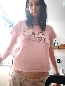 LauraBaby online show from 23, 3, 2025