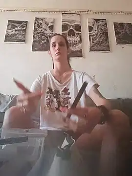 LauraBaby online show from 8, 6, 2026
