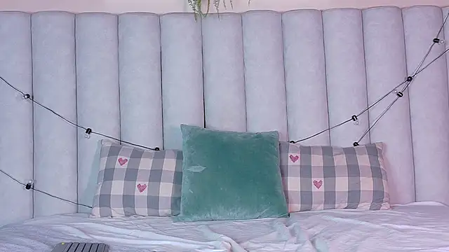 nahomi campbell online show from 17, 2, 2026