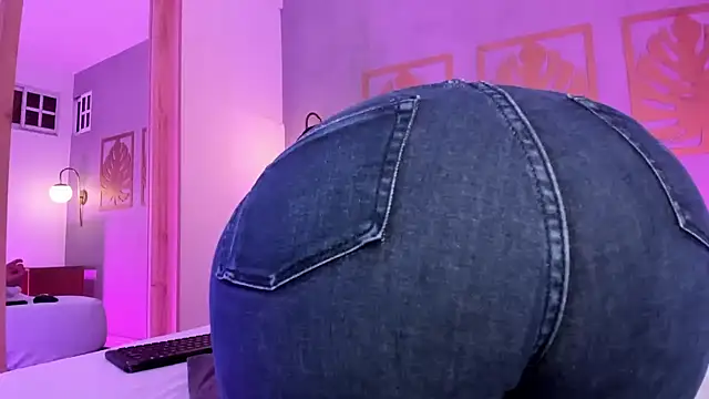 majo rosse  online show from 4, 11, 2025