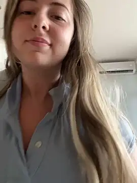 curvyflawless online show from 22, 12, 2024