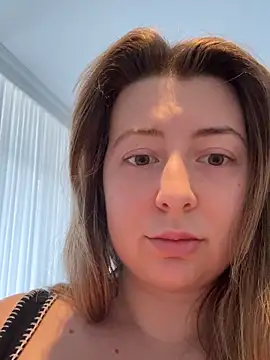 Snapshot of curvyflawless chatting on 6, 2, 2026 curvyflawless online show from 6, 2, 2026