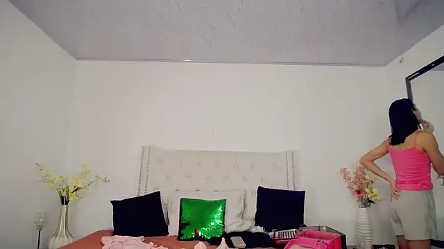 Snapshot of maria_camilacms chatting on 1, 2, 2025 maria camilacms online show from 1, 2, 2025