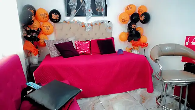 Snapshot of maria_camilacms chatting on 10, 10, 2025 maria camilacms online show from 10, 10, 2025