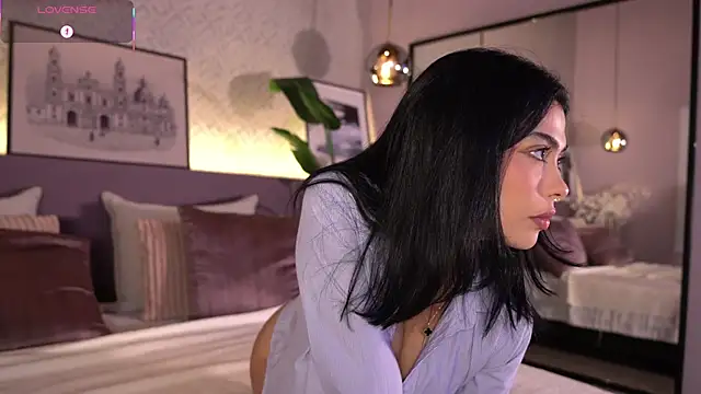 ElleDiane online show from 25, 11, 2025