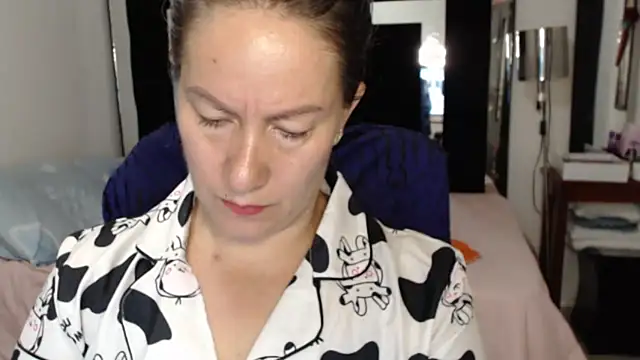 Snapshot of CATRINA-83 chatting on 31, 7, 2026 CATRINA-83 online show from 31, 7, 2026