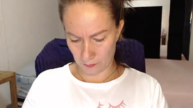 Snapshot of CATRINA-83 chatting on 1, 8, 2026 CATRINA-83 online show from 1, 8, 2026