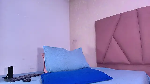 arl chloee online show from 13, 9, 2025