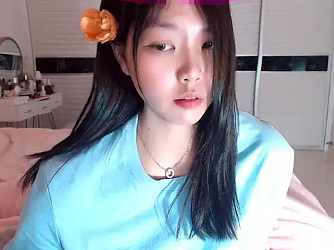 -Lucky Girl online show from 21, 2, 2025