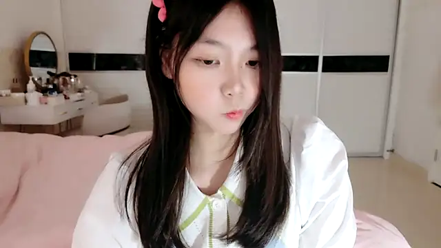 -Lucky Girl online show from 14, 3, 2025