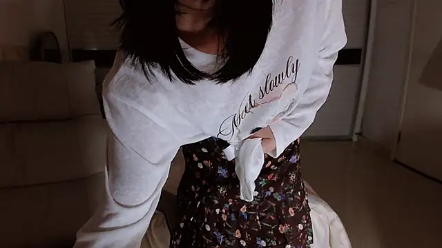 -Lucky Girl online show from 14, 9, 2025