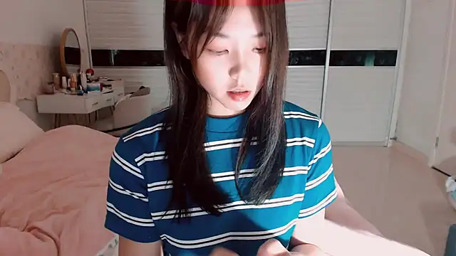 -Lucky Girl online show from 24, 4, 2026