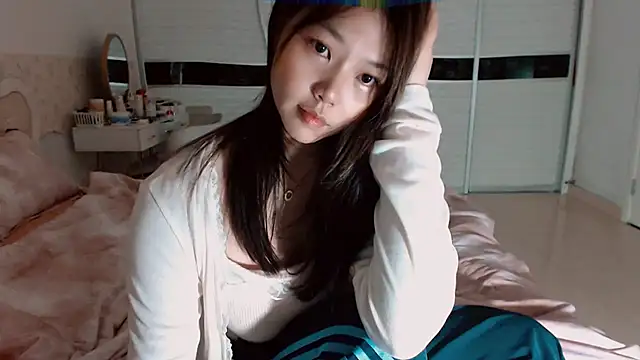 Snapshot of -Lucky_Girl chatting on 21, 5, 2026 -Lucky Girl online show from 21, 5, 2026