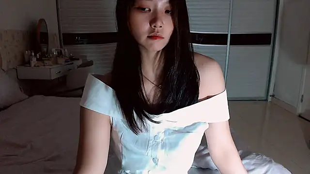 Snapshot of -Lucky_Girl chatting on 2, 6, 2026 -Lucky Girl online show from 2, 6, 2026