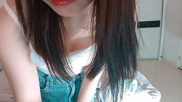 Snapshot of -Lucky_Girl chatting on 3, 6, 2026 -Lucky Girl online show from 3, 6, 2026