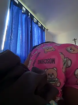 emmyjhonson07 online show from 16, 10, 2025