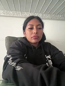 emmyjhonson07 online show from 20, 4, 2026