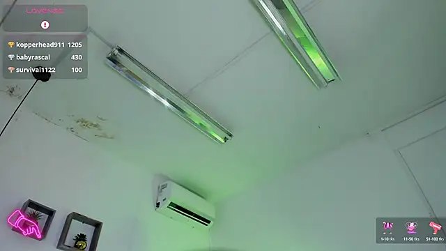 JordanSmiith  online show from 22, 2, 2025