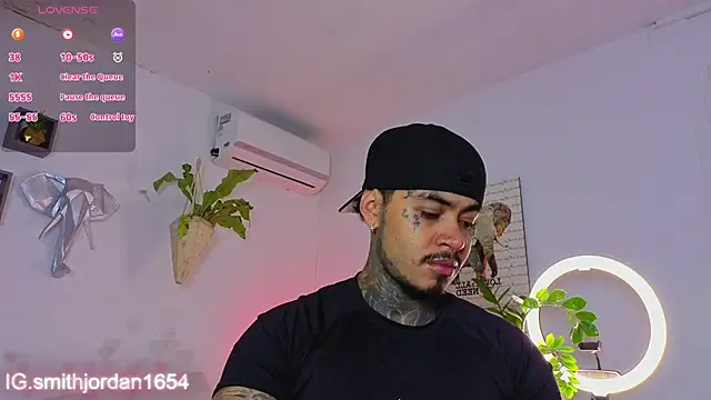 JordanSmiith  online show from 14, 11, 2025