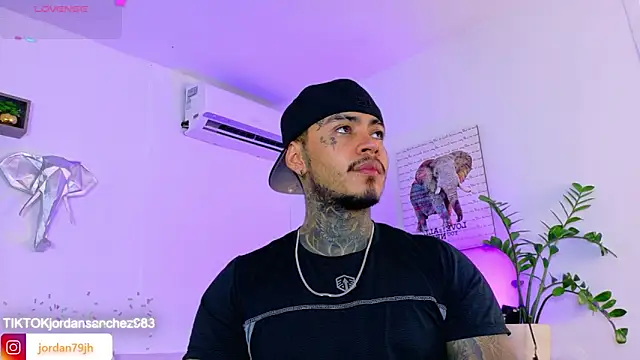 JordanSmiith  online show from 20, 4, 2026