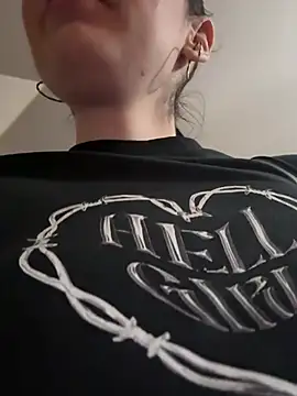 naughty lucifer online show from 11, 1, 2026