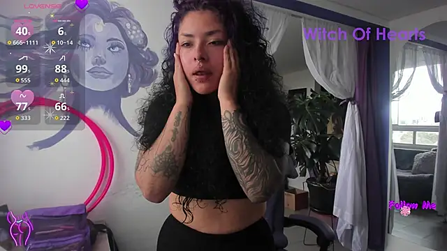 Snapshot of witchviolet chatting on 29, 5, 2026 witchviolet online show from 29, 5, 2026