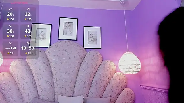 Snapshot of chloe_watson_ chatting on 18, 3, 2025 chloe watson online show from 18, 3, 2025