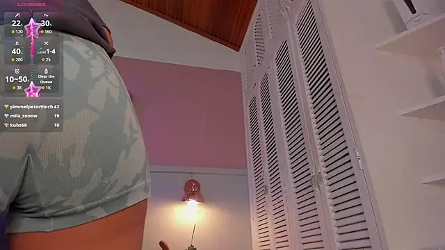 Snapshot of chloe_watson_ chatting on 26, 9, 2025 chloe watson online show from 26, 9, 2025