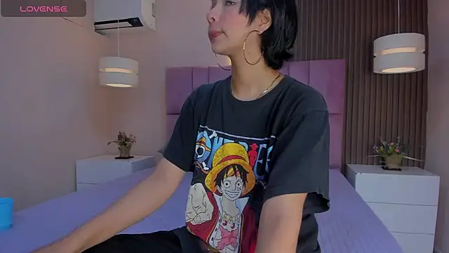 Snapshot of chloe_watson_ chatting on 5, 12, 2025 chloe watson online show from 5, 12, 2025