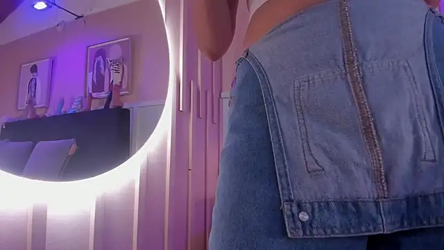 Snapshot of chloe_watson_ chatting on 16, 1, 2026 chloe watson online show from 16, 1, 2026