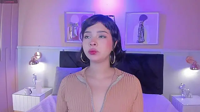 chloe watson  online show from 9, 6, 2026
