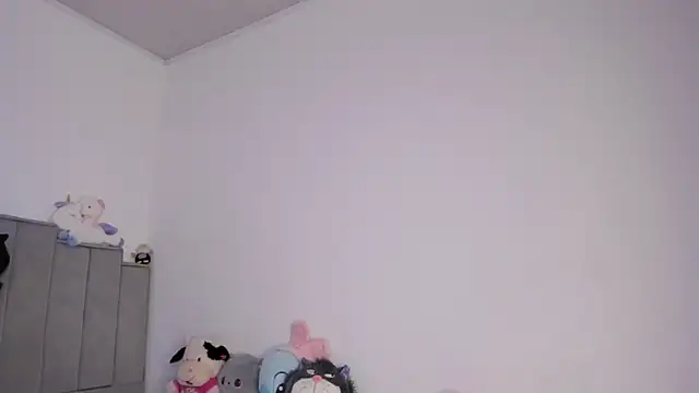 chloe watson  online show from 3, 7, 2026