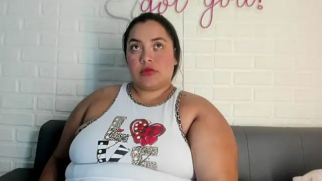 Snapshot of tatijara chatting on 10, 11, 2025 tatijara online show from 10, 11, 2025