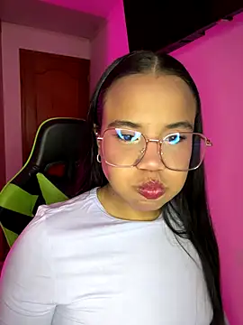 leila 22 online show from 16, 9, 2025