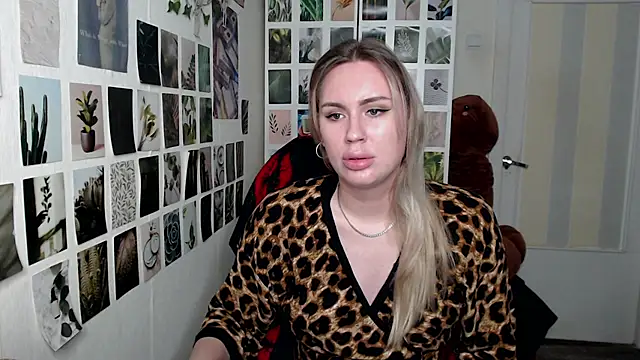 CapriScorpion online show from 11, 9, 2025