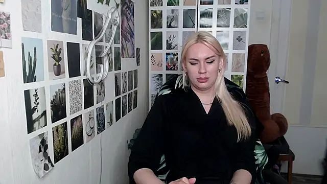 CapriScorpion online show from 23, 11, 2025