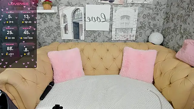 Tina Walker online show from 30, 12, 2024
