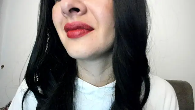 Snapshot of queen_fetish chatting on 4, 12, 2024 queen fetish online show from 4, 12, 2024