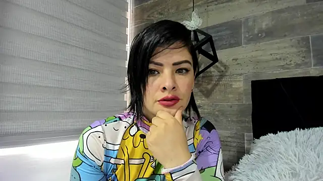 Snapshot of queen_fetish chatting on 19, 12, 2024 queen fetish online show from 19, 12, 2024