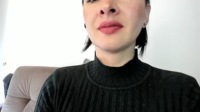 Snapshot of queen_fetish chatting on 13, 1, 2025 queen fetish online show from 13, 1, 2025