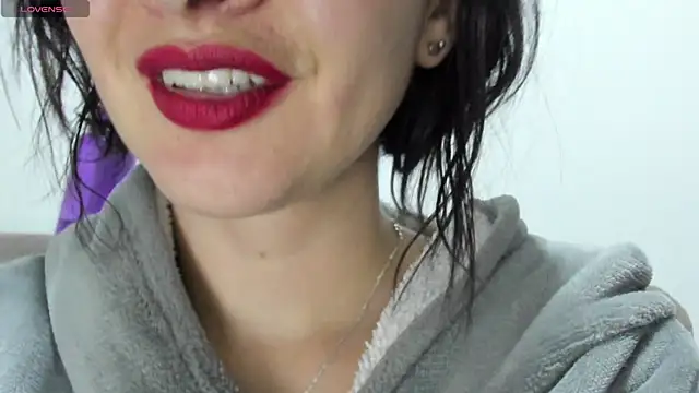 Snapshot of queen_fetish chatting on 4, 3, 2025 queen fetish online show from 4, 3, 2025