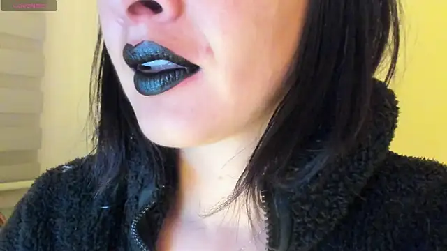 Snapshot of queen_fetish chatting on 30, 9, 2025 queen fetish online show from 30, 9, 2025