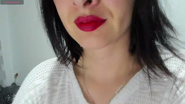 Snapshot of queen_fetish chatting on 20, 10, 2025 queen fetish online show from 20, 10, 2025