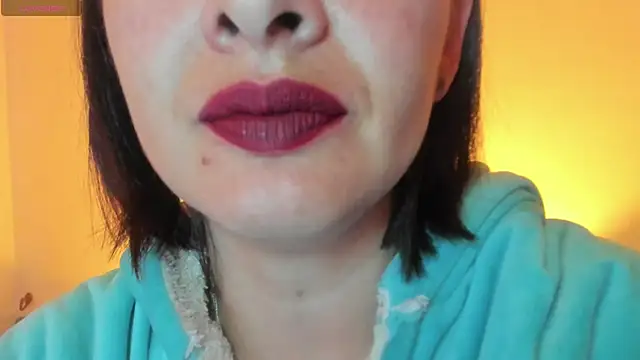 Snapshot of queen_fetish chatting on 19, 11, 2025 queen fetish online show from 19, 11, 2025