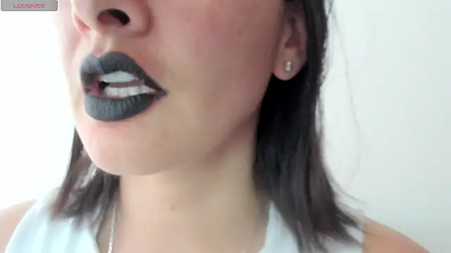 Snapshot of queen_fetish chatting on 31, 1, 2026 queen fetish online show from 31, 1, 2026