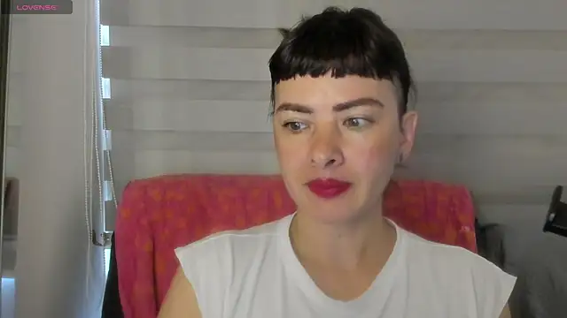 queen fetish online show from 22, 6, 2026