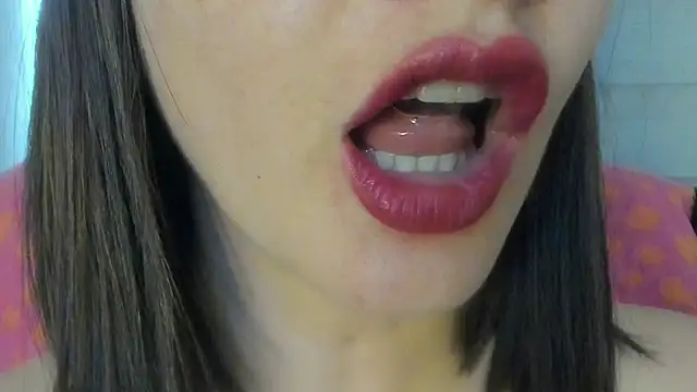 queen fetish online show from 3, 7, 2026
