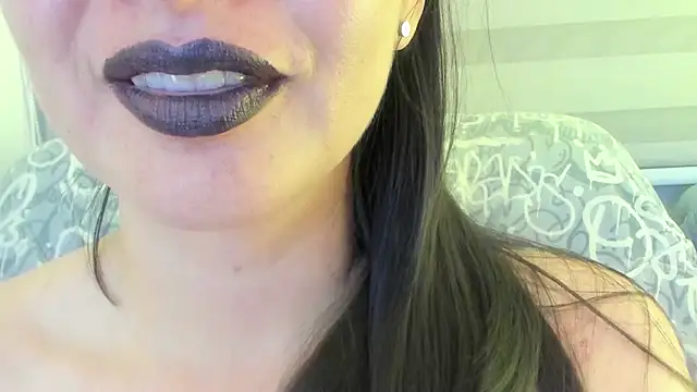 queen fetish online show from 30, 7, 2026