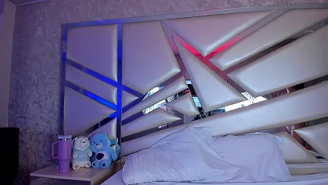 Miia002 online show from 5, 11, 2025